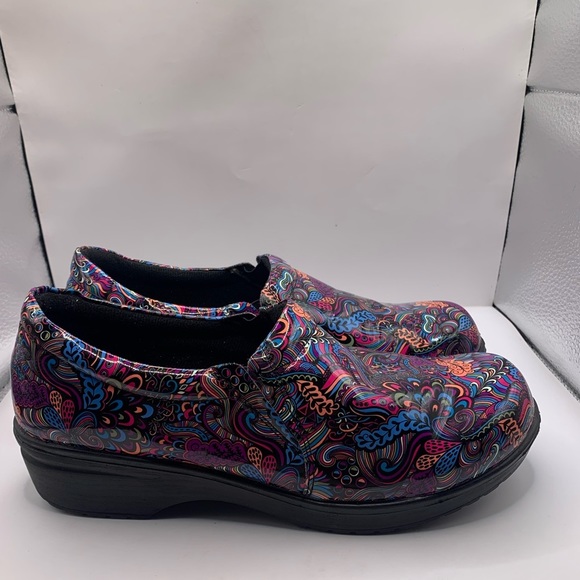 Easy Works by Easy Street Women's Clogs size 10 W - Picture 3 of 9